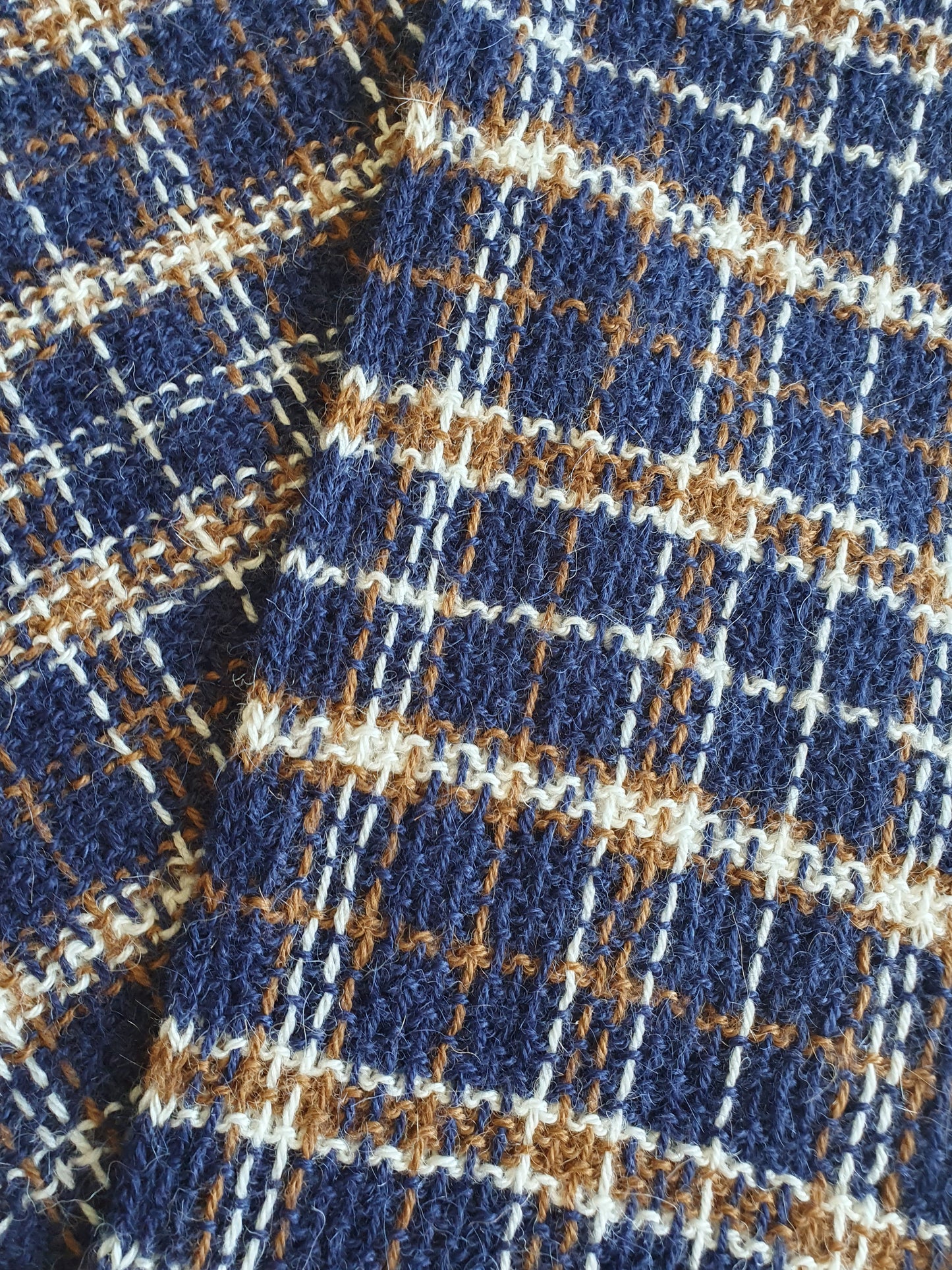 Isla Scarf